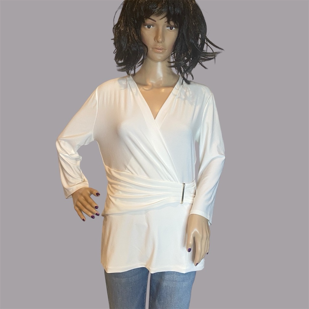 White House Black Market WHBM Off-White Surplice V-Neck Wrap Blouse Medium EUC